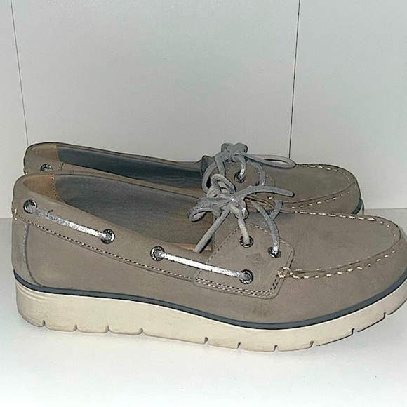 Sperry Shoes - Gray suede🩶sperry platforms chunky sneakers platform sneakers boat shoes y2k